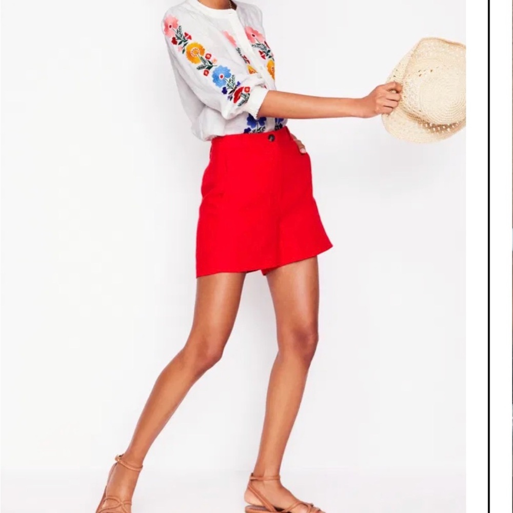 Boden top NWT Alicia linen top
White Embroidered Floral top US 8 current - Picture 10 of 15